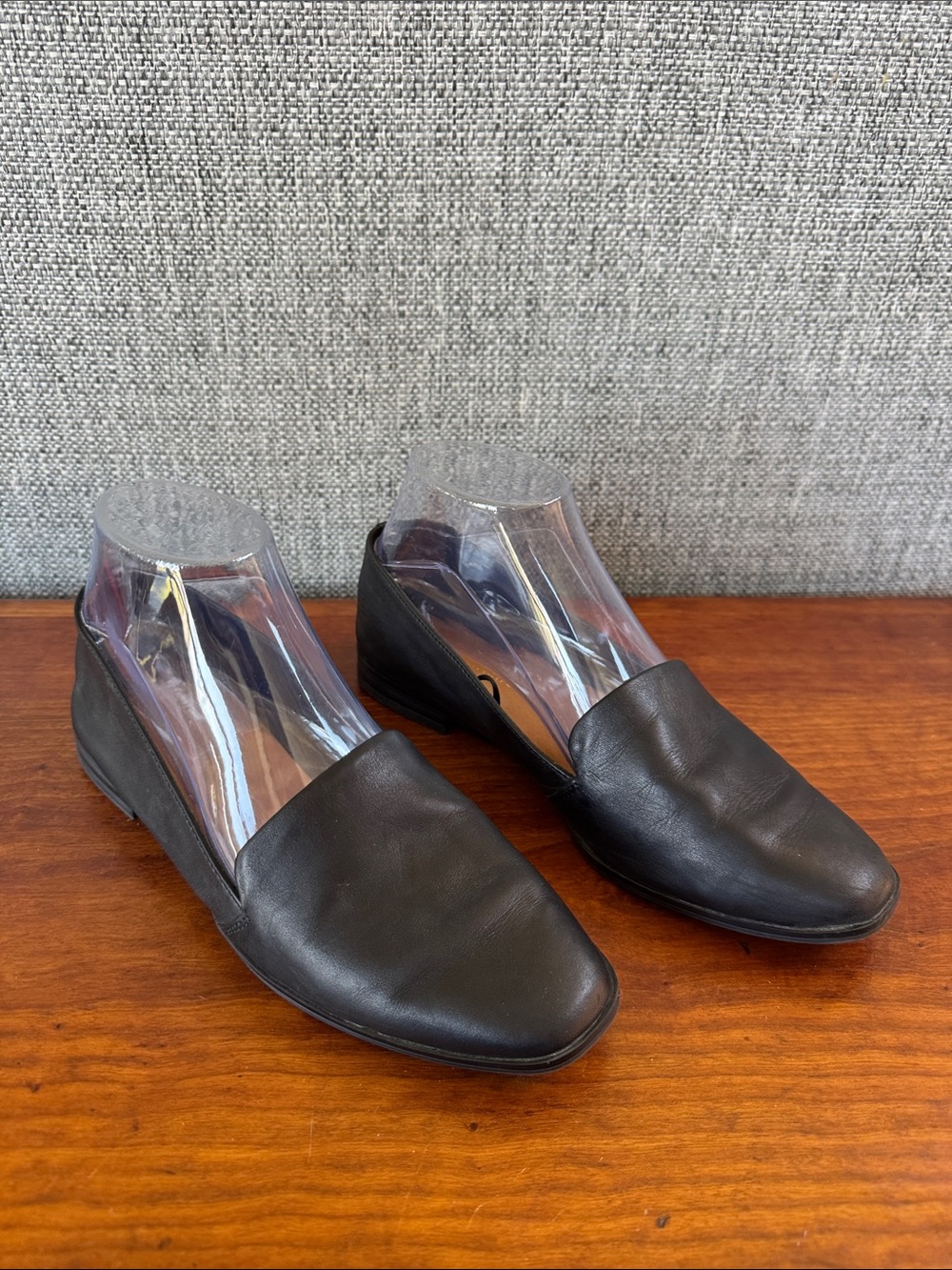 Denver Hayes Black Genuine Leather Slip-On Flats with Tan Insole Size 7.5